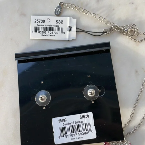 Cookie Lee Necklace and Earring set - Picture 4 of 4